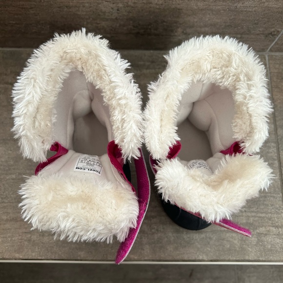 New Condition Toddler Sorel Winter Boots - Picture 3 of 4